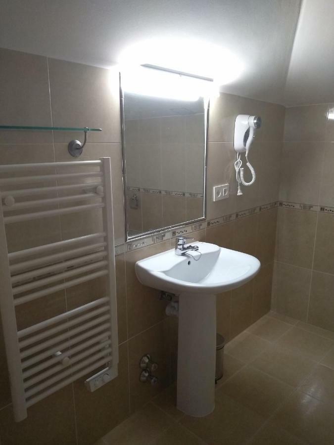 Apartamentos Prestin Cangas de Onís Exterior foto